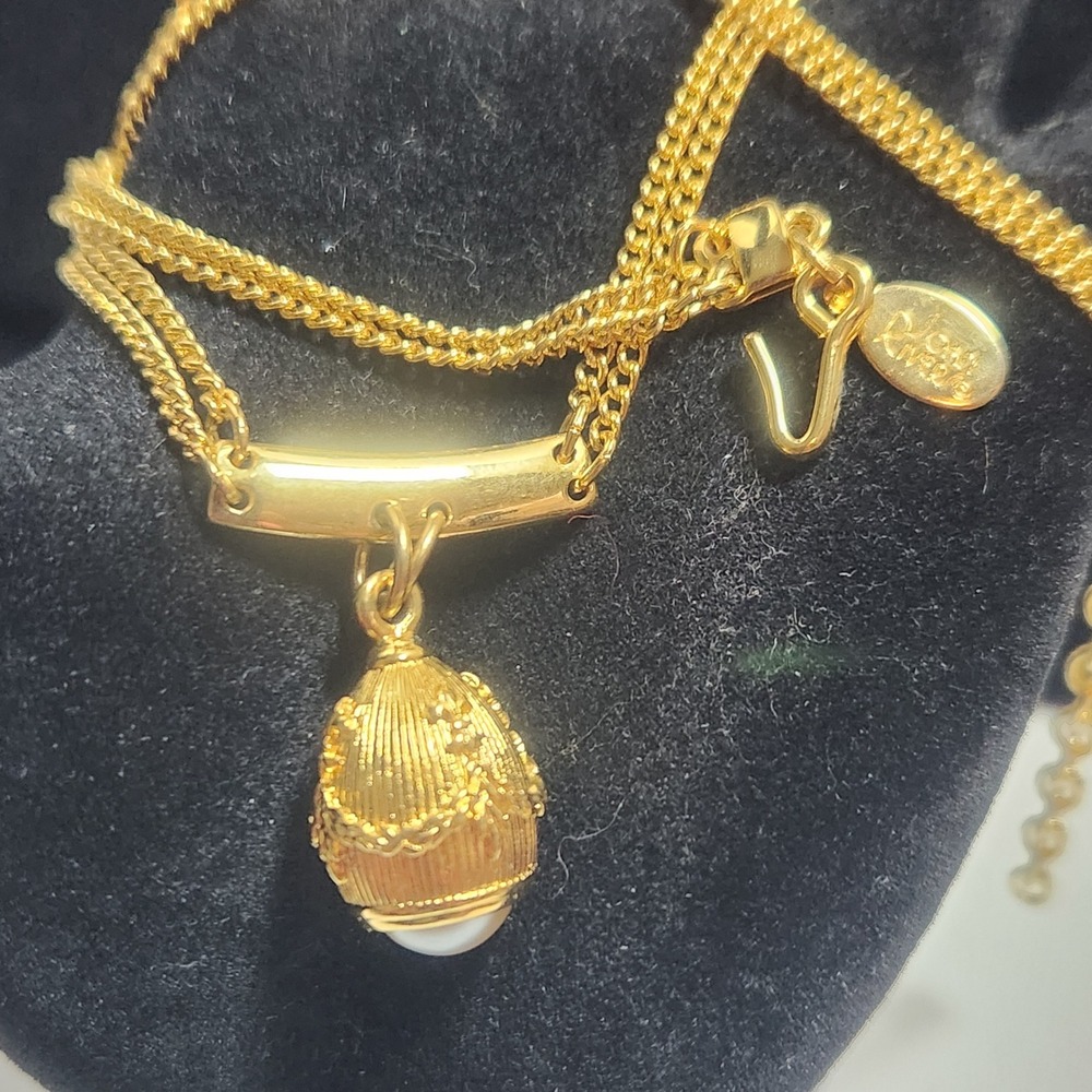 Gold Tone Double Strand Necklace Textured Egg  Pearl Pendant‎